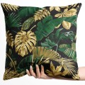 Poszewka dekoracyjna czarna z nadrukiem tropikalnych zielonych liści 45x45 WELUR  - 15762