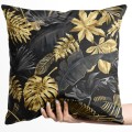 Poszewka dekoracyjna czarna z nadrukiem tropikalnych szarych liści 45x45 WELUR  - 15768