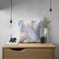 Poszewka dekoracyjna z motywem piór 45x45 - 20623
