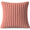 POSZEWKA DEKORACYJNA TŁOCZONA PASY NA PODUSZKĘ 45X45 CM PLUSZOWA RÓZOWA - 27488